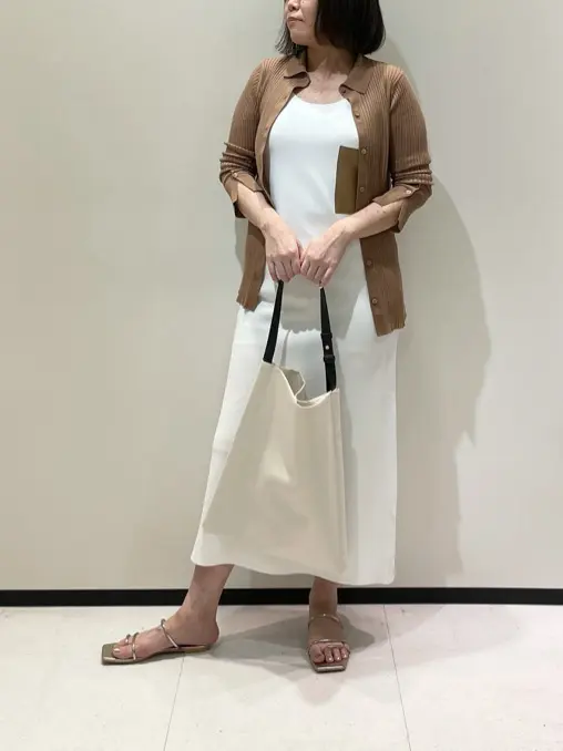 BEIGE， 藤木 コーディネート画像