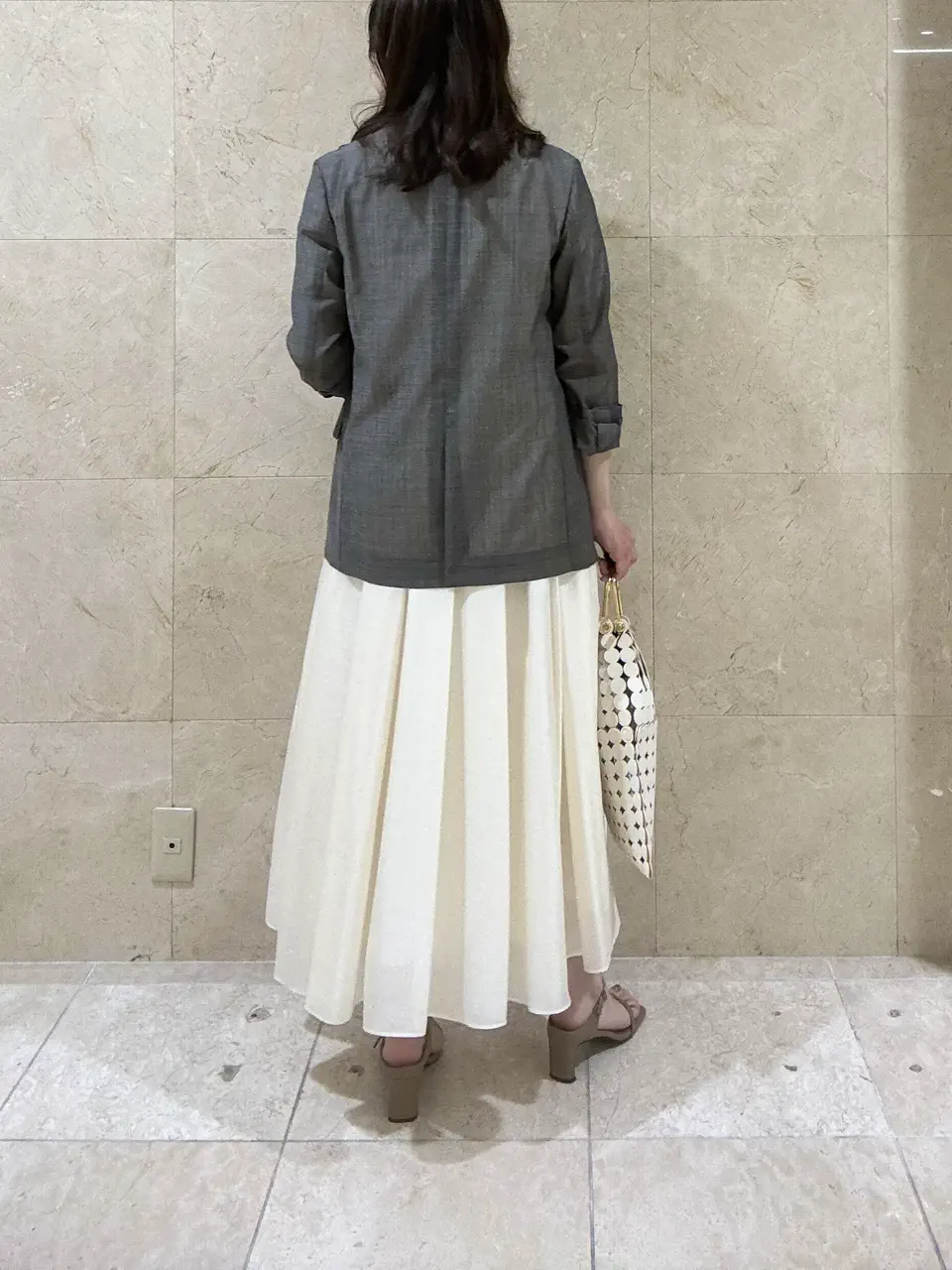 BEIGE， スタッフ コーディネート画像