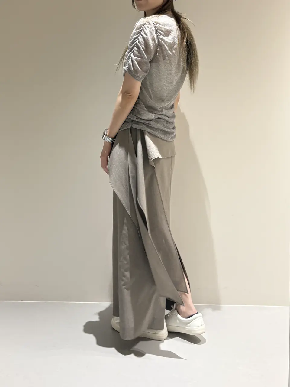 BEIGE， Adachi コーディネート画像