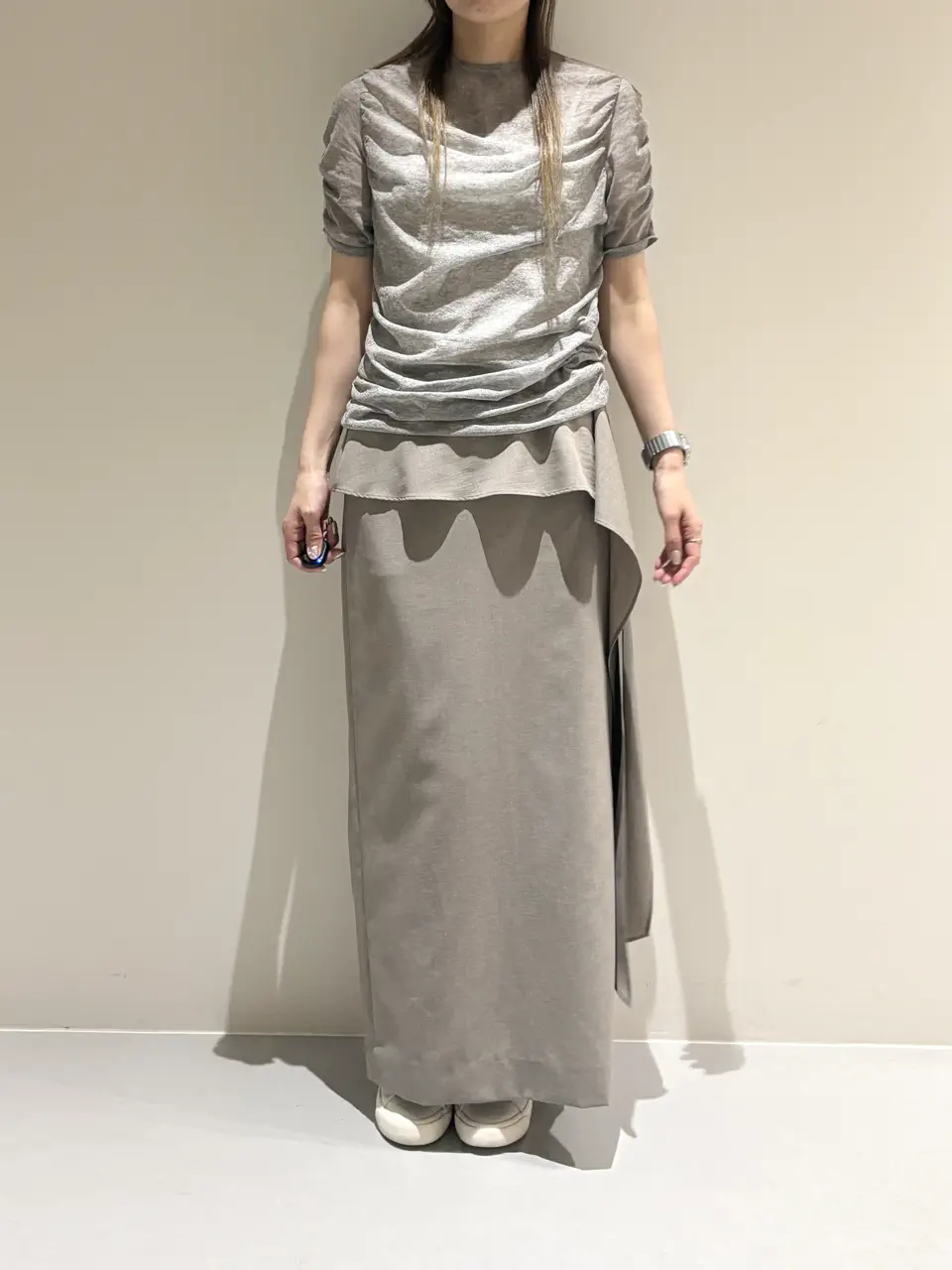 BEIGE， Adachi コーディネート画像