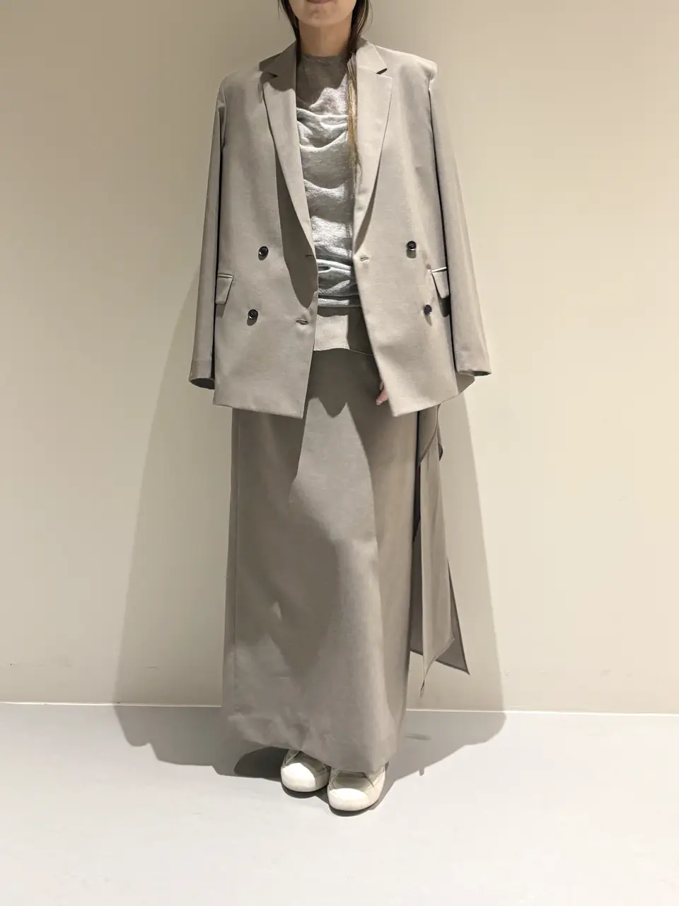 BEIGE， Adachi コーディネート画像
