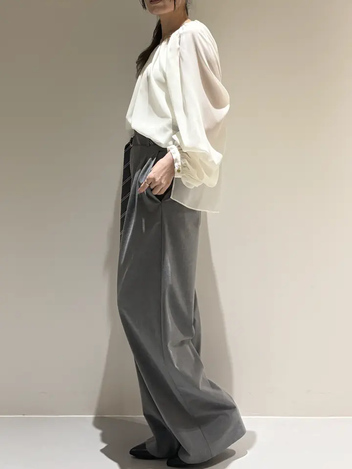 BEIGE， Adachi コーディネート画像