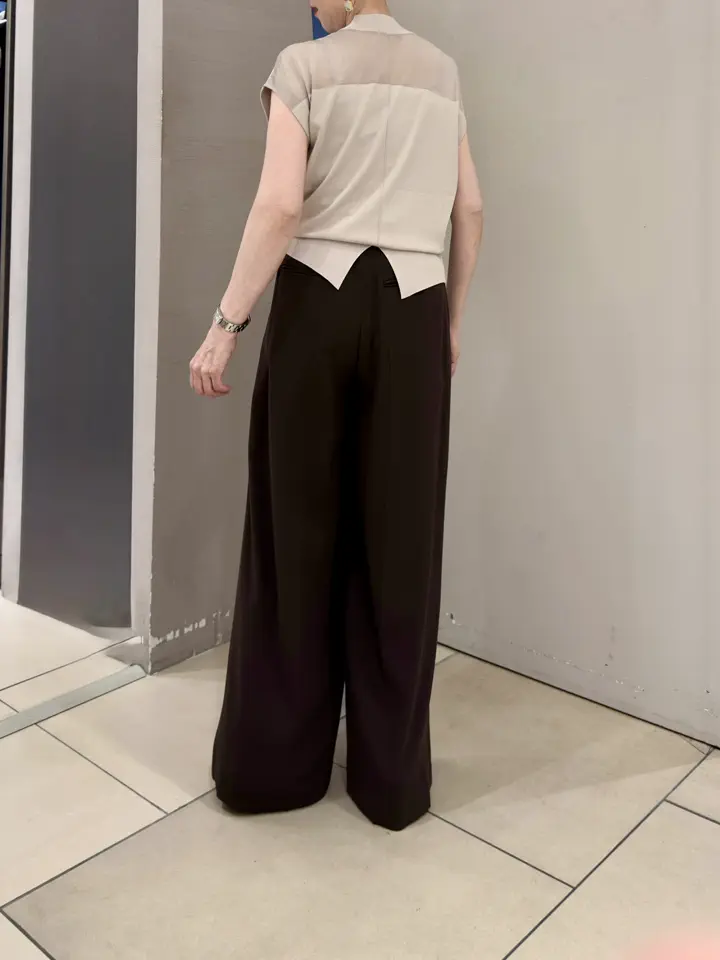 BEIGE， staff コーディネート画像