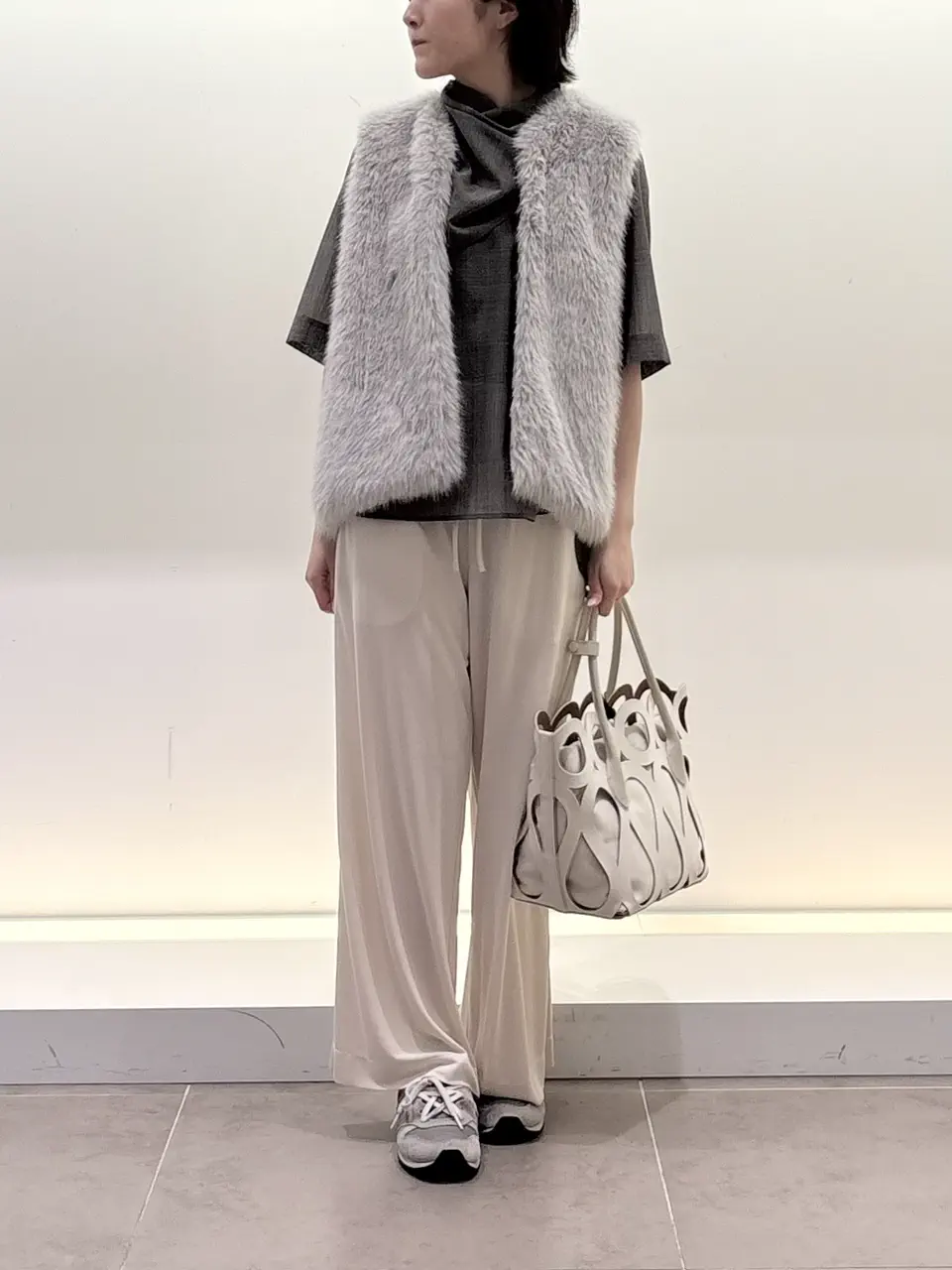 BEIGE， 伊藤 コーディネート画像