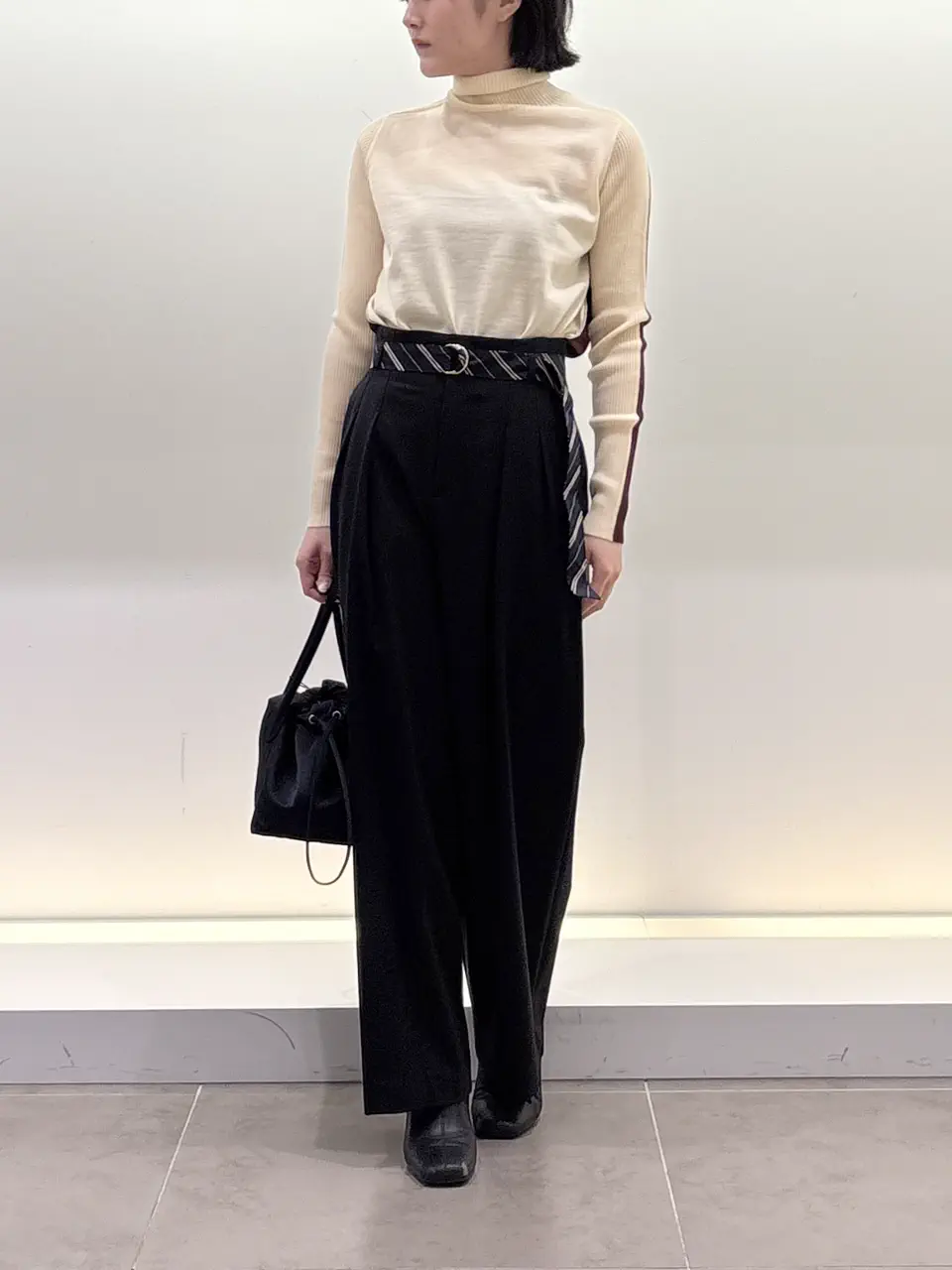 BEIGE， 伊藤 コーディネート画像
