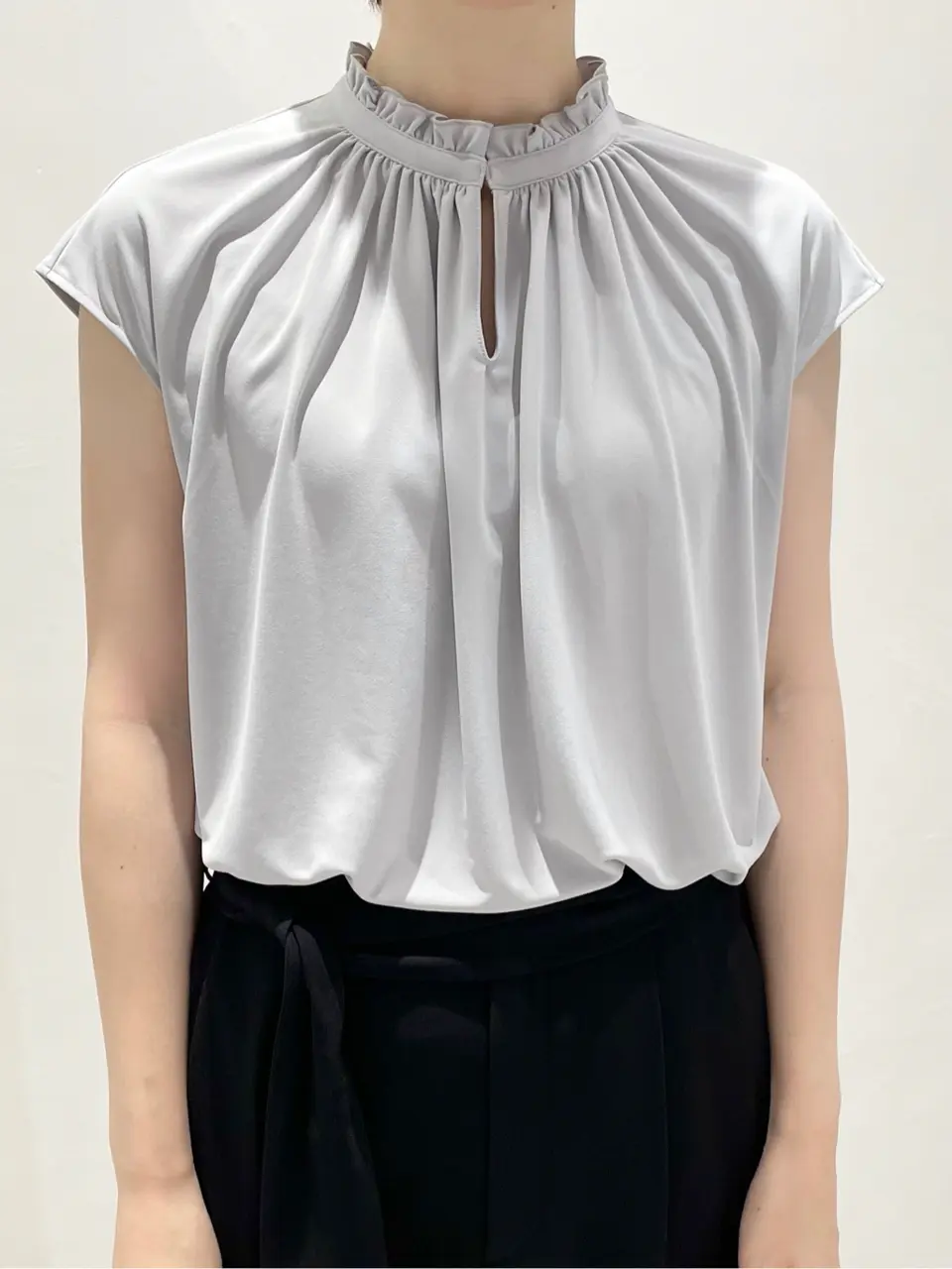 BEIGE， 小泉 コーディネート画像