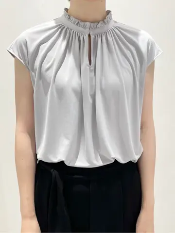 BEIGE， 小泉 コーディネート画像