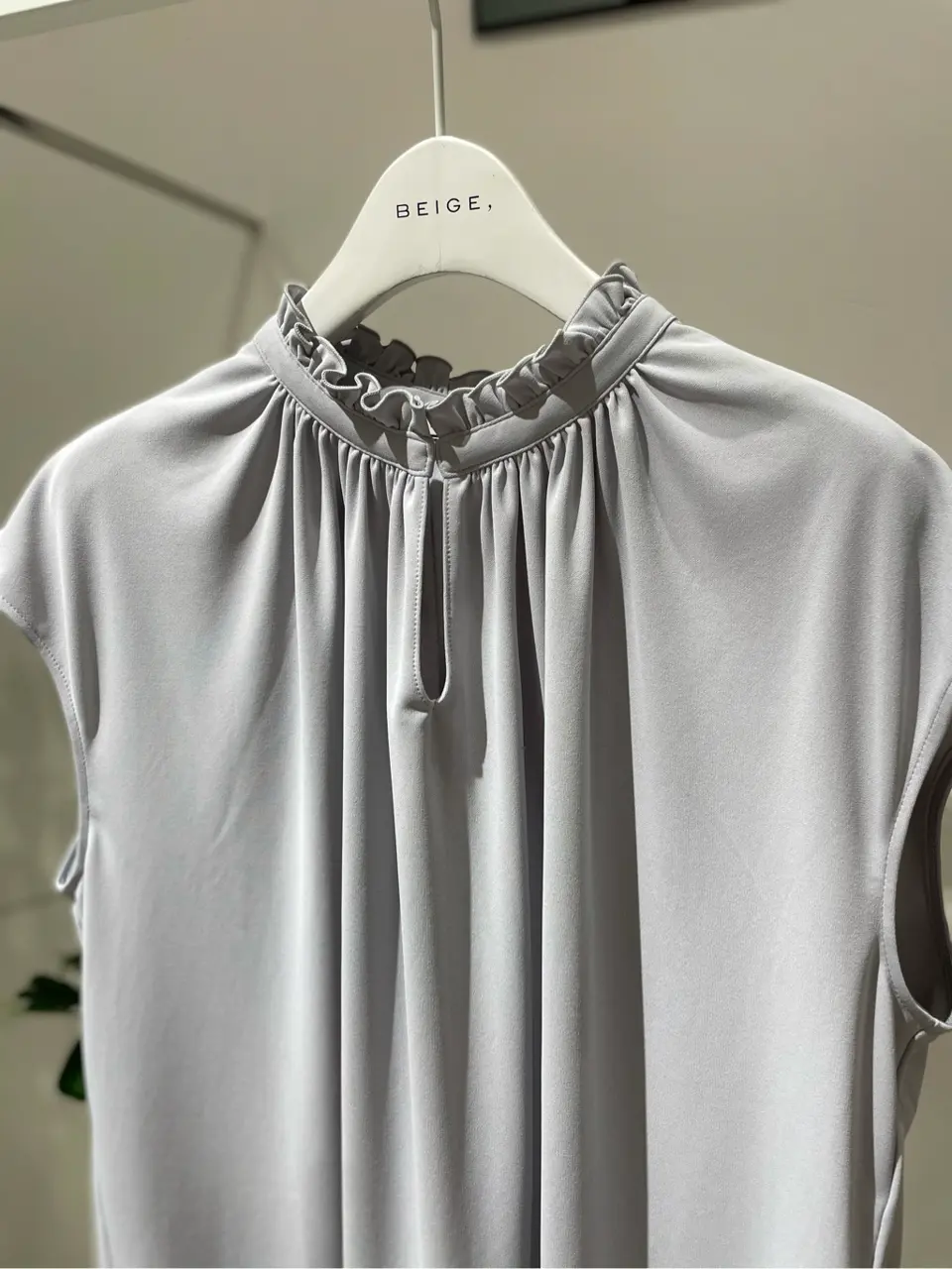 BEIGE， 小泉 コーディネート画像