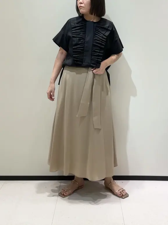 BEIGE， 藤木 コーディネート画像