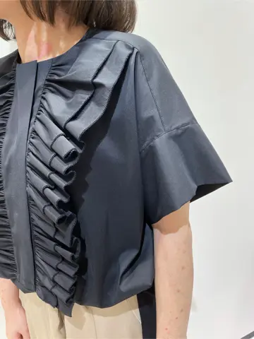 BEIGE， 藤木 コーディネート画像