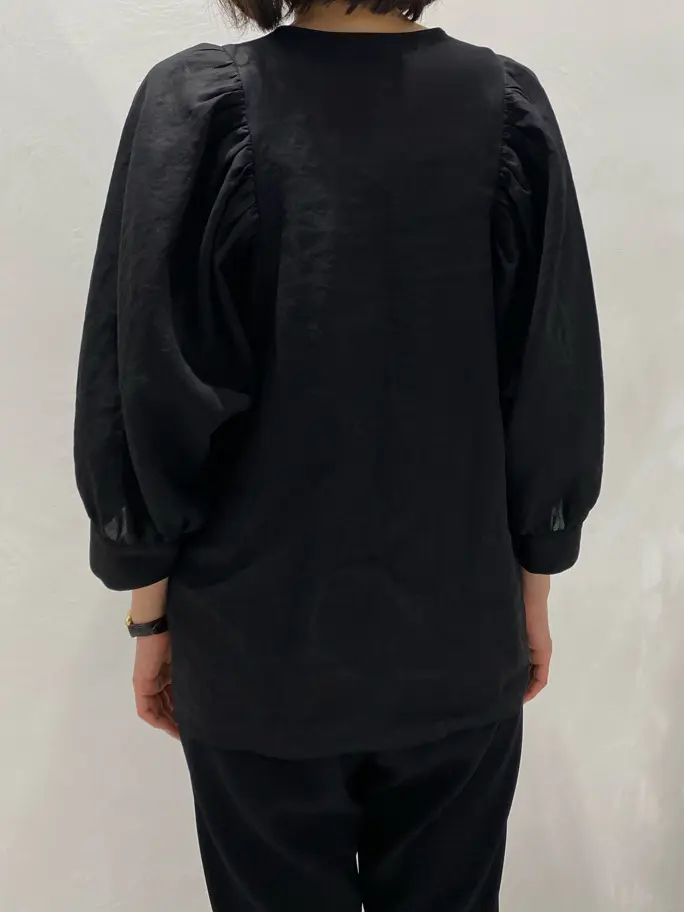 BEIGE， R.A コーディネート画像