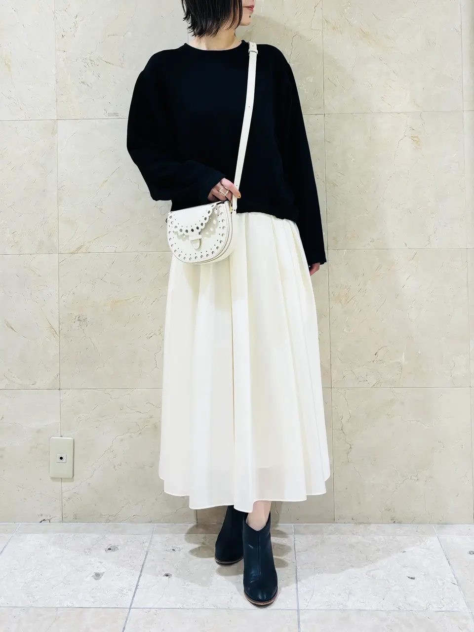 BEIGE， スタッフ コーディネート画像
