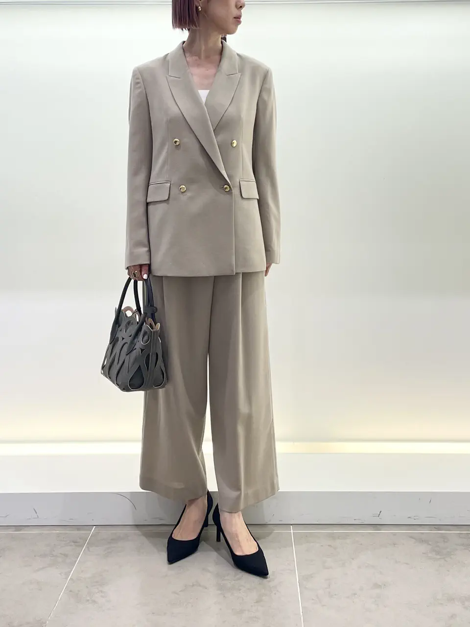 BEIGE， 柴田 コーディネート画像