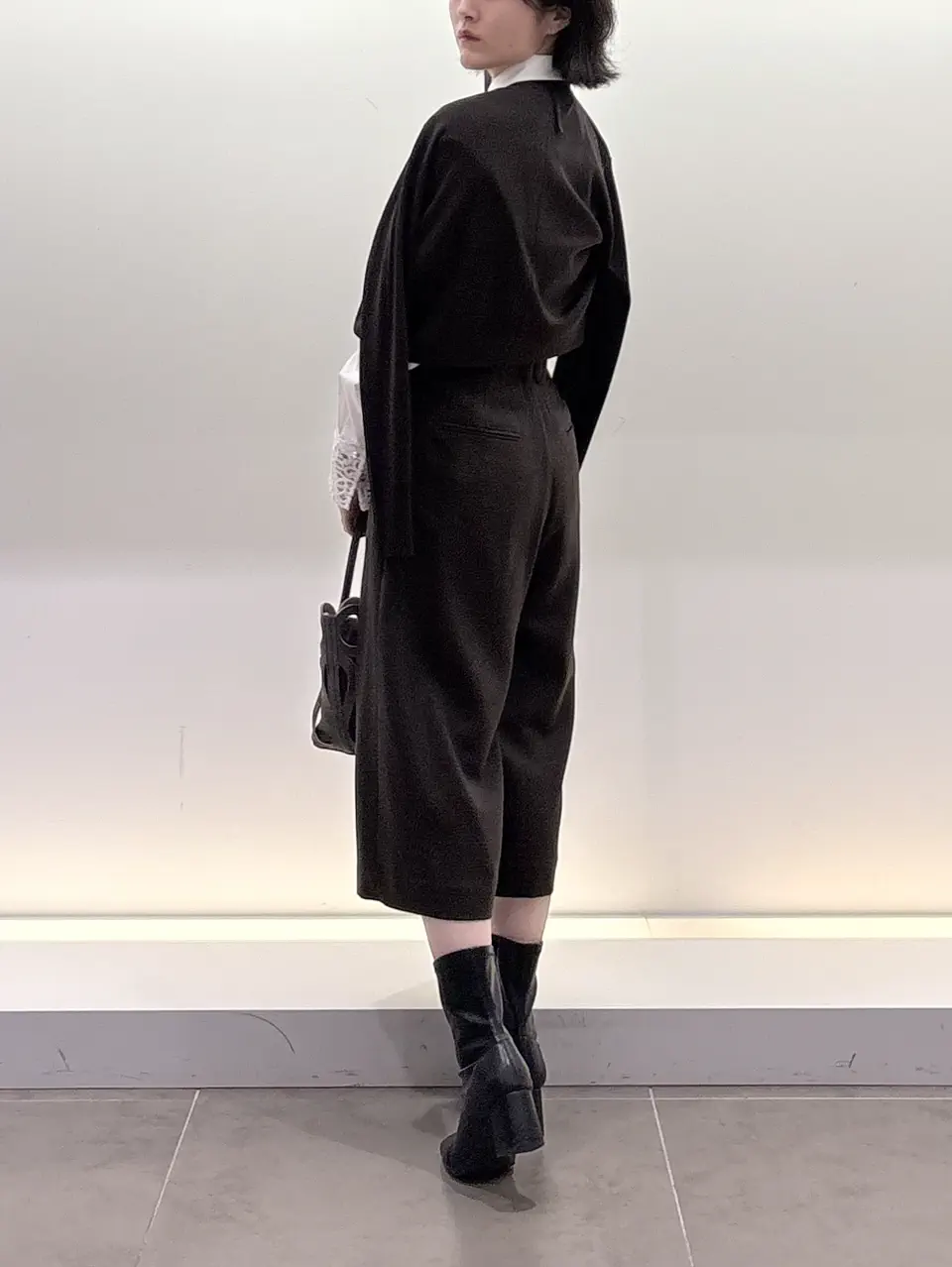 BEIGE， 伊藤 コーディネート画像