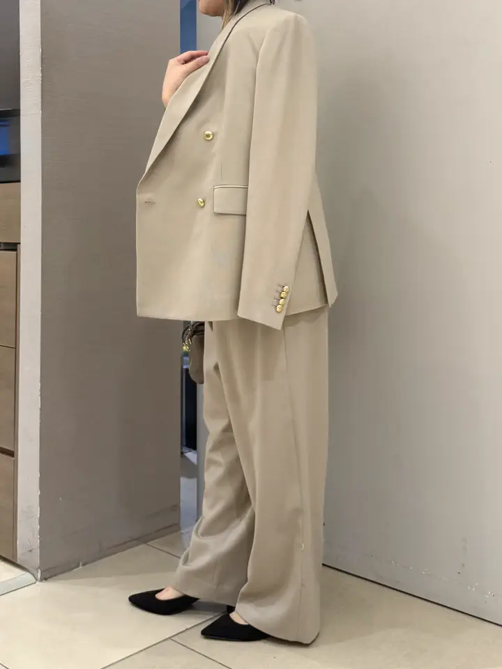 BEIGE， 山﨑 コーディネート画像