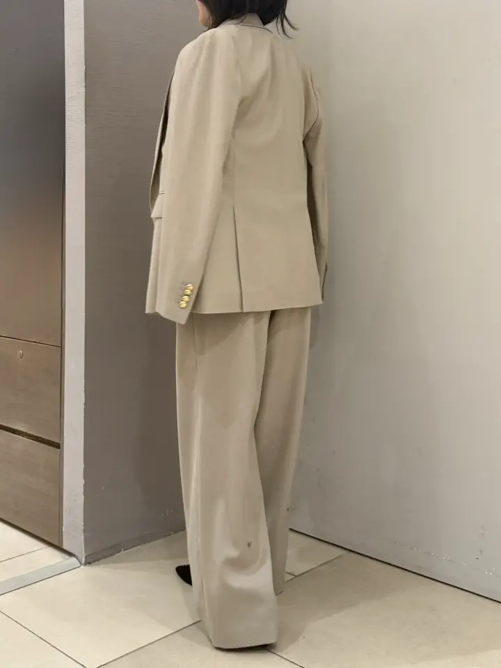 BEIGE， 山﨑 コーディネート画像