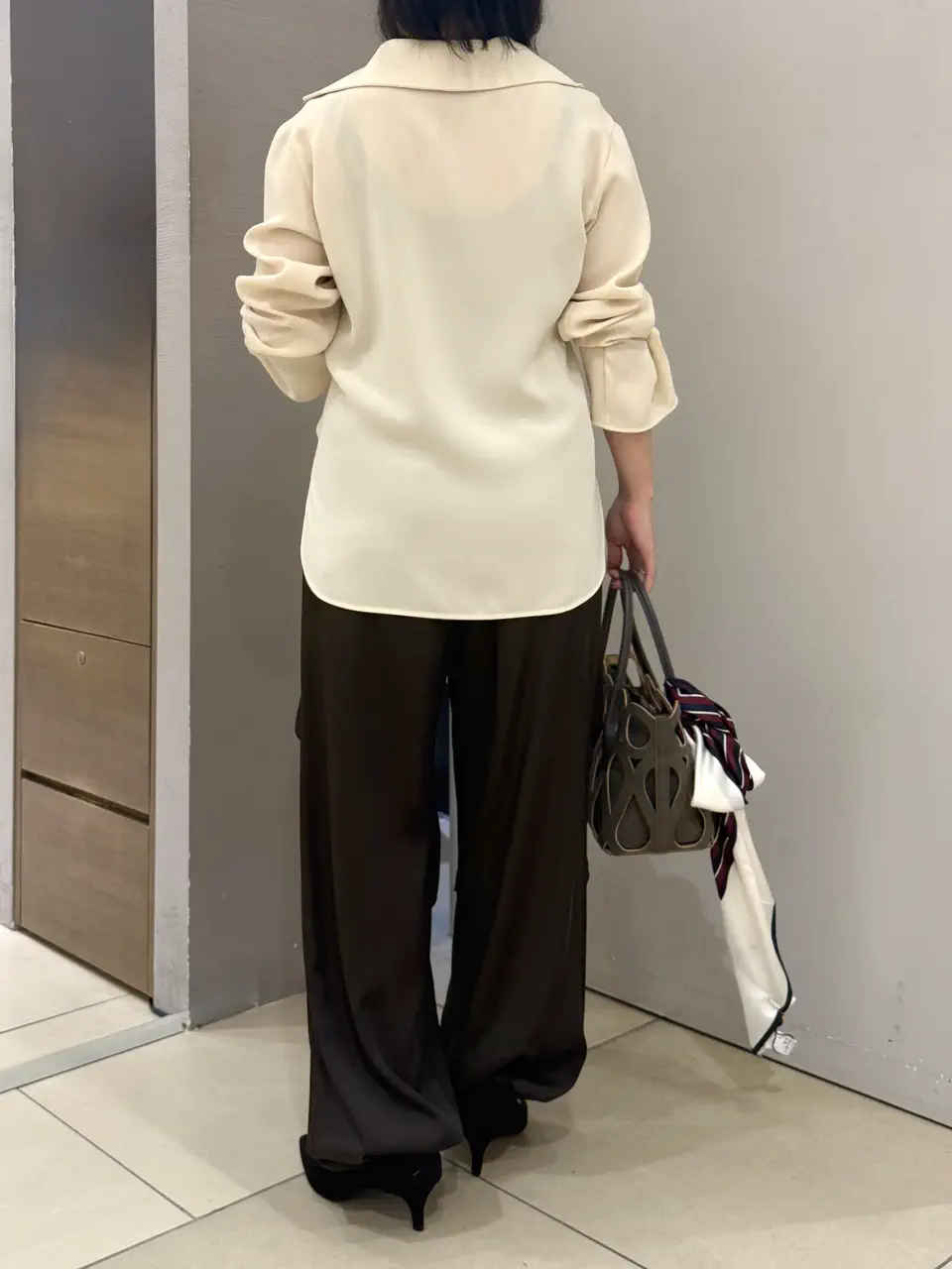 BEIGE， 山﨑 コーディネート画像