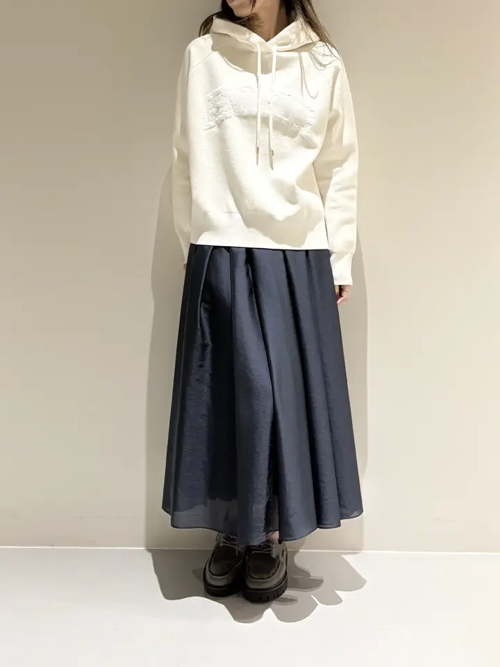 BEIGE， Adachi コーディネート画像