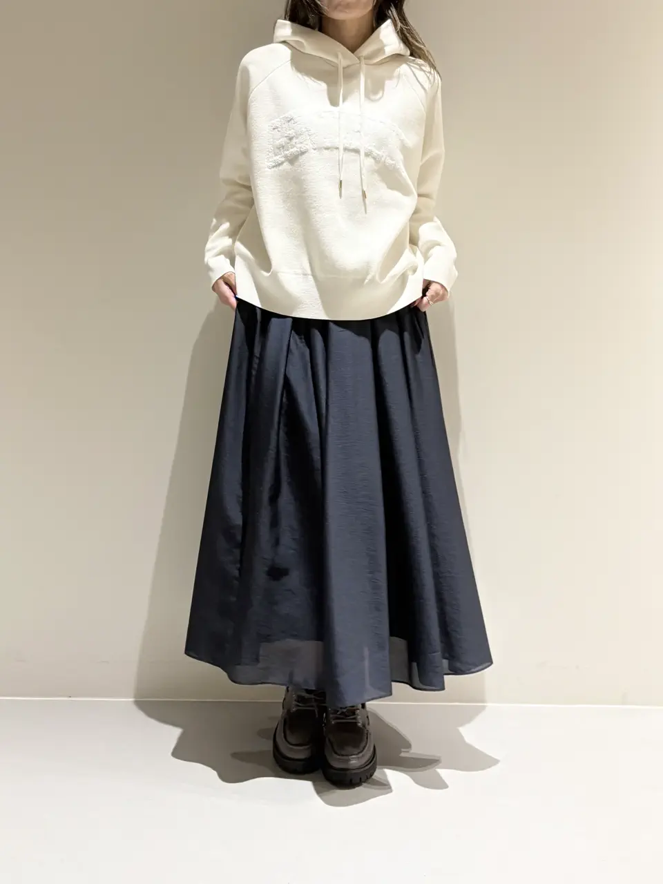 BEIGE， Adachi コーディネート画像