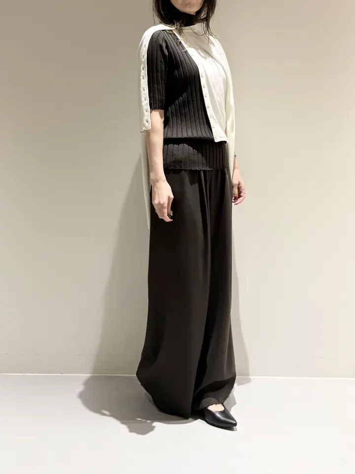 BEIGE， Adachi コーディネート画像