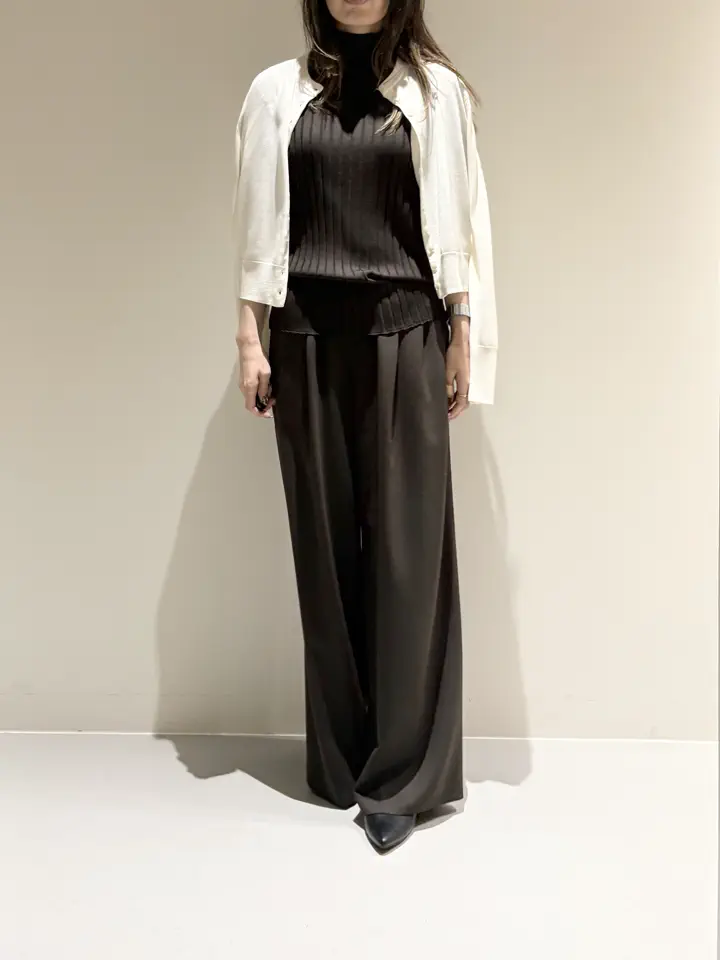 BEIGE， Adachi コーディネート画像