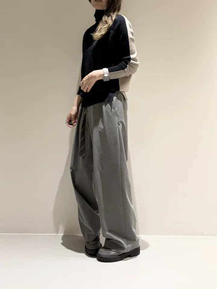 BEIGE， Adachi コーディネート画像