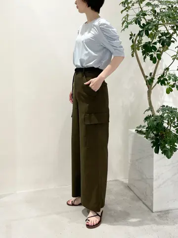 BEIGE， 小泉 コーディネート画像
