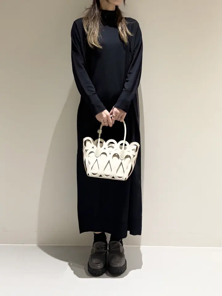 BEIGE， Adachi コーディネート画像