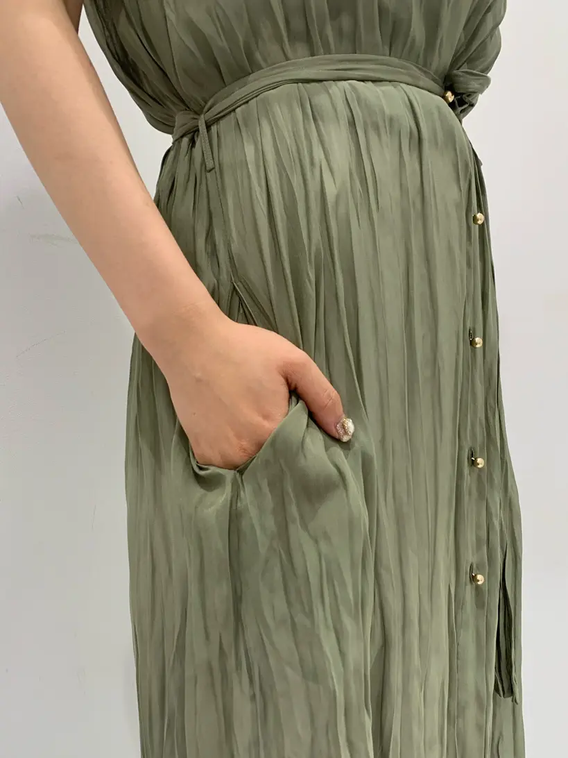 BEIGE， アライ コーディネート画像