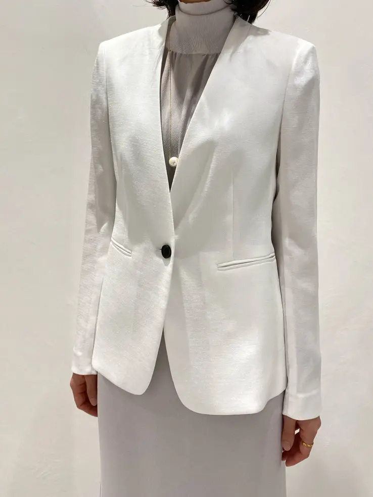 BEIGE， R.A コーディネート画像