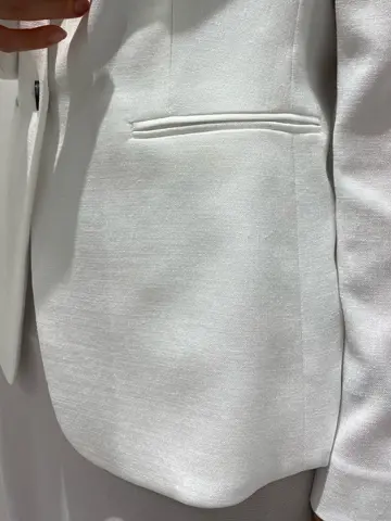 BEIGE， R.A コーディネート画像