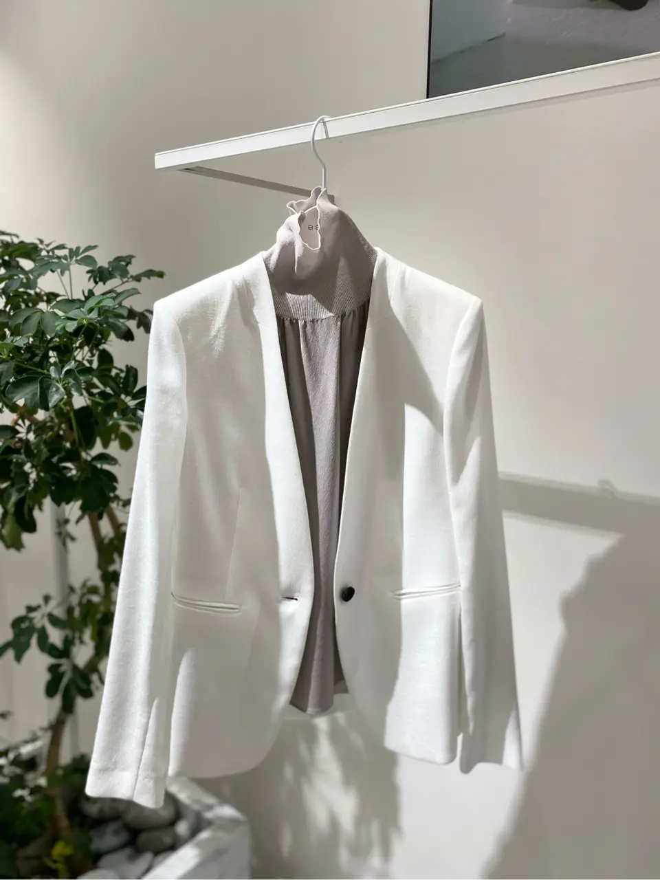 BEIGE， R.A コーディネート画像