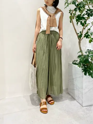 BEIGE， R.A コーディネート画像