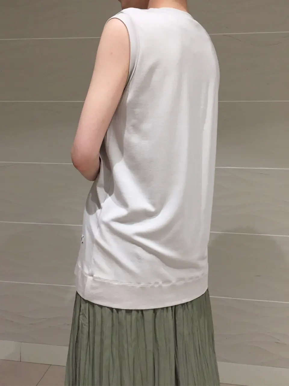 BEIGE， スタッフ コーディネート画像