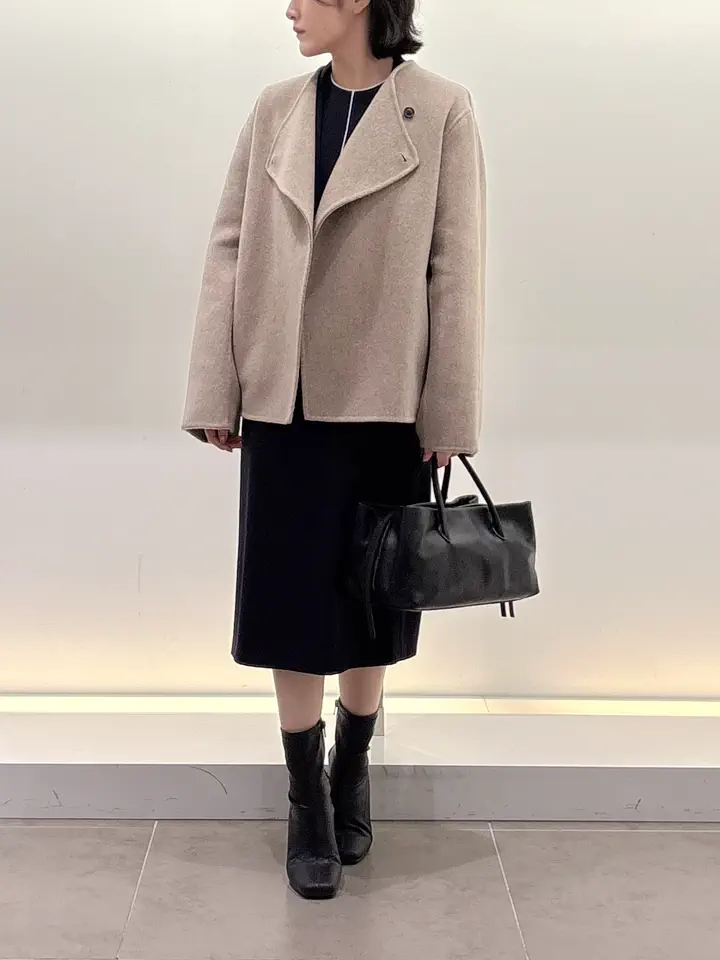 BEIGE， 伊藤 コーディネート画像