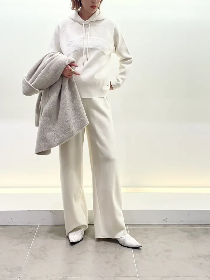 BEIGE， 柴田 コーディネート画像