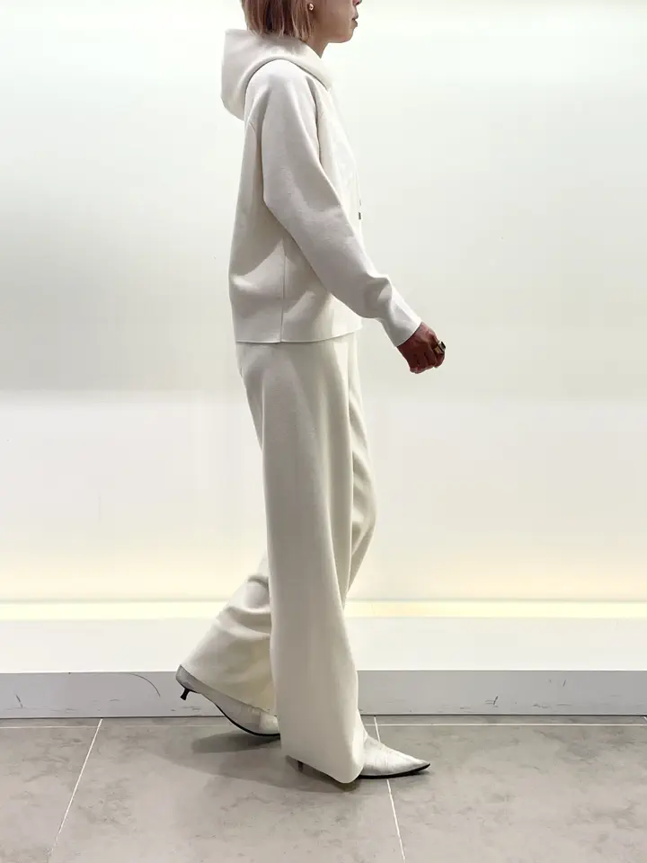BEIGE， 柴田 コーディネート画像