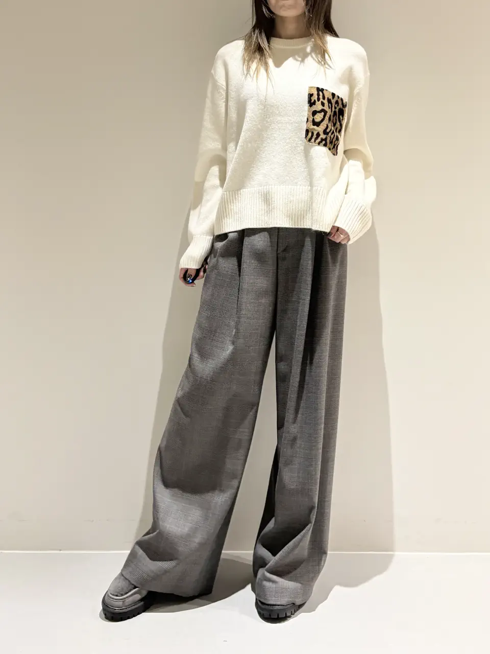  Adachi コーディネート画像