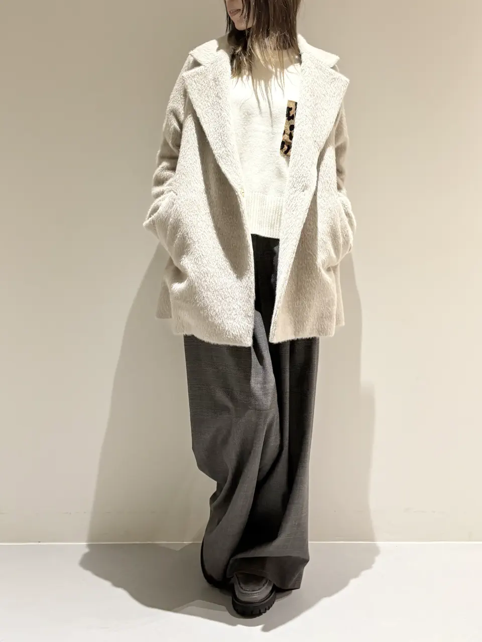  Adachi コーディネート画像