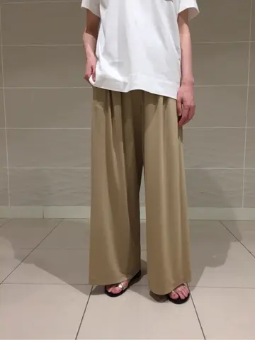 BEIGE， スタッフ コーディネート画像