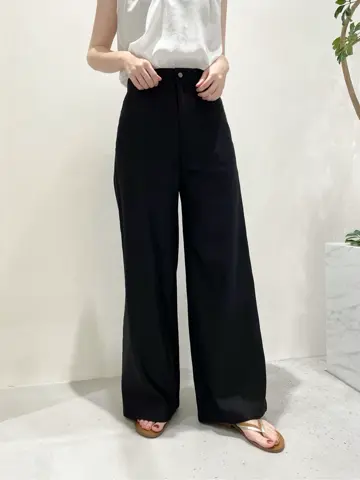 BEIGE， 小泉 コーディネート画像