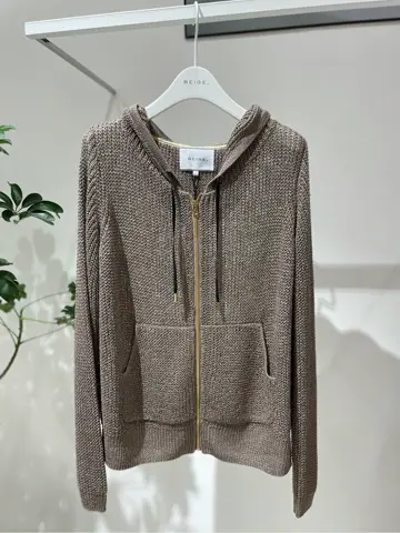 BEIGE， 小泉 コーディネート画像