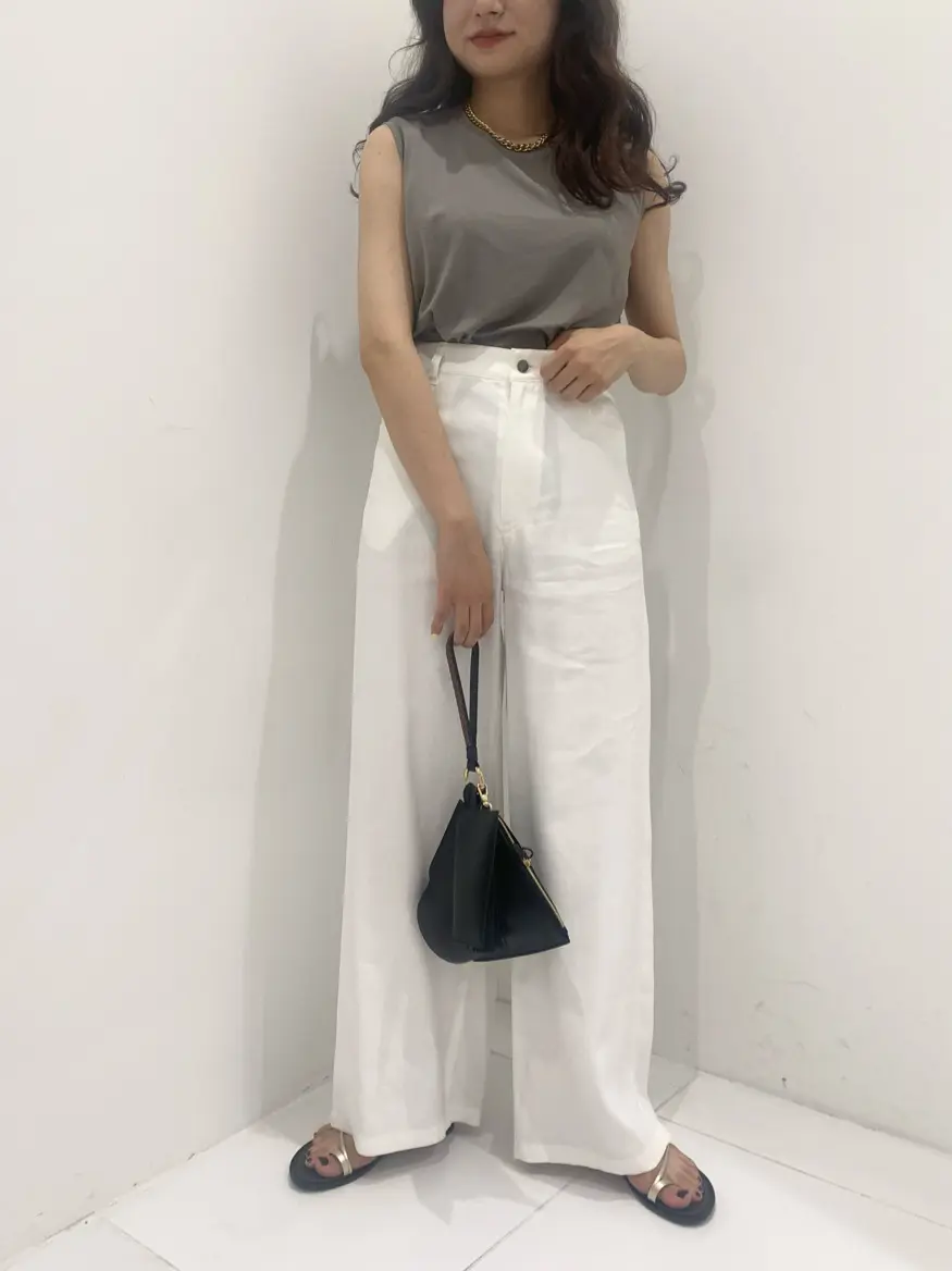 BEIGE， アライ コーディネート画像