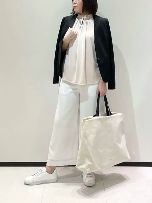 BEIGE， 藤木 コーディネート画像