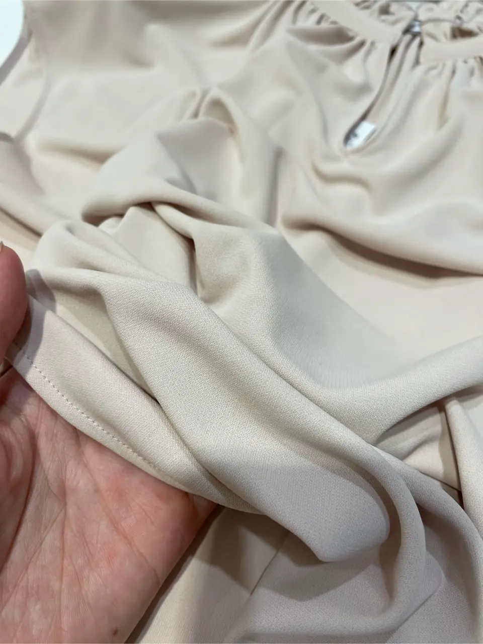 BEIGE， 藤木 コーディネート画像