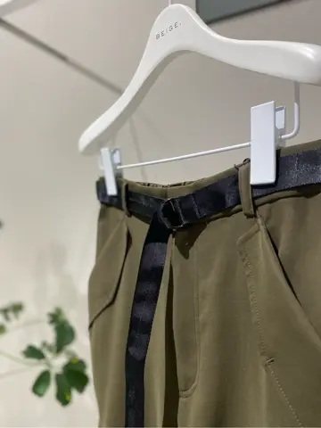 BEIGE， R.A コーディネート画像