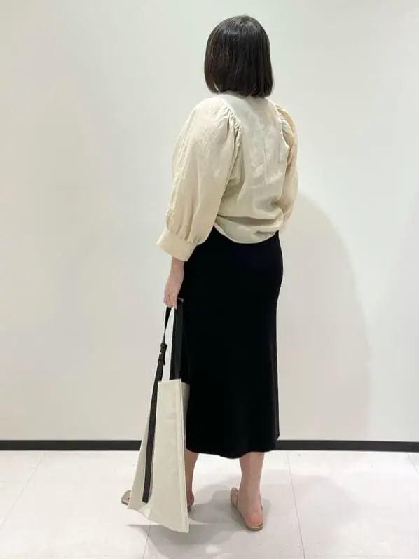 BEIGE， 藤木 コーディネート画像