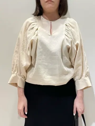 BEIGE， 藤木 コーディネート画像