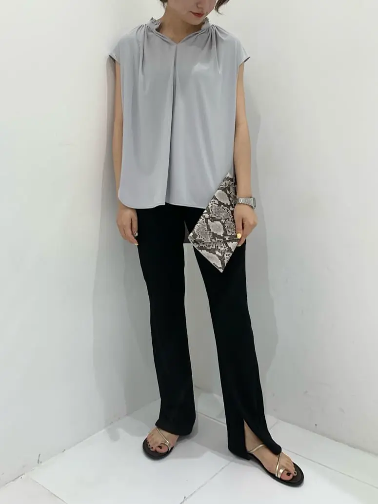 BEIGE， アライ コーディネート画像