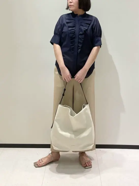 BEIGE， 藤木 コーディネート画像